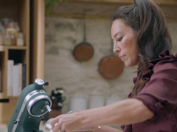 Magnolia Table With Joanna Gaines - Holiday Candy