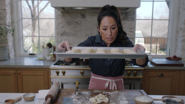 Magnolia Table With Joanna Gaines - Peaches and Pork Chops