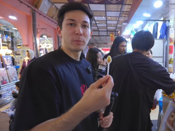 Louis-San - Louis-San - J'emmène des Japonais découvrir le Maroc (ils n'étaient pas prêts)