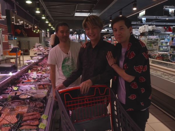 Louis-San - Louis-San - J'emmène des Japonais juger un supermarché français