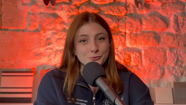 Les Gens d'Internet - Les Gens d'Internet - La vérité derrière la fin de la RedBox (Amixem, Joyca, Mastu, Vodk & Neoxi)