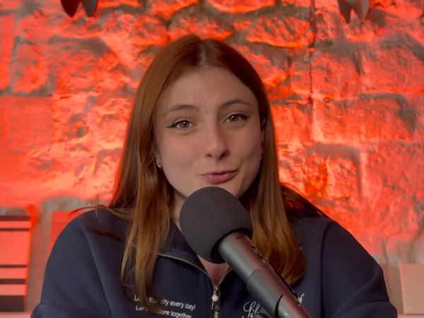 Les Gens d'Internet - Les Gens d'Internet - La vérité derrière la fin de la RedBox (Amixem, Joyca, Mastu, Vodk & Neoxi)