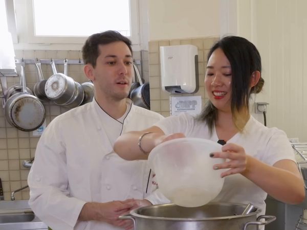 Louis-San - Louis-San - J'emmène des Japonais tester le pain en France pour la 1ère fois