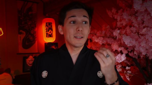 Louis-San - Louis-San - L'histoire de la SECTE la plus PUISSANTE du Japon