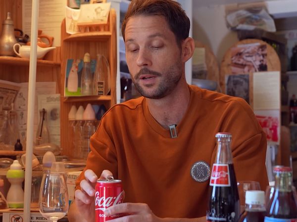 Morgan VS - Morgan VS - "J'ai gouté les COCA-COLA de 1917 à 2024 !!!"