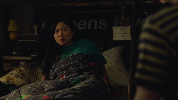 Awkwafina is Nora from Queens - Shadow Acting