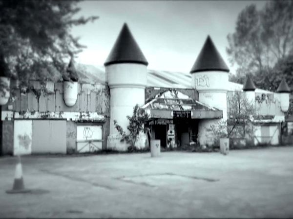 Ghost Dimension - Haunted Theme Park - Part 1