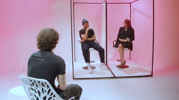 Noa - Noa - IL AVOUE SES SENTIMENTS A SA MEILLEURE AMI (elle répond)