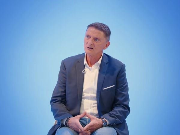 Noa - Noa - MARC GEIGER, AVOCAT EN AFFAIRE CRIMINELLES (EPISODE 2): LES HISTOIRES LES PLUS SOMBRES QU'IL AIT VUS