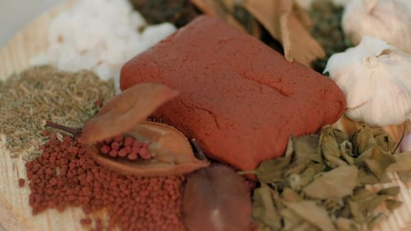 Eva Longoria: Searching for Mexico - Yucatan