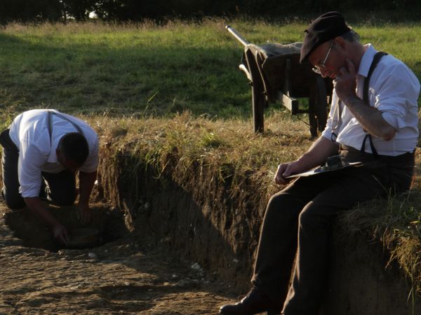 Myth Hunters - The Search for King Arthur's Bones