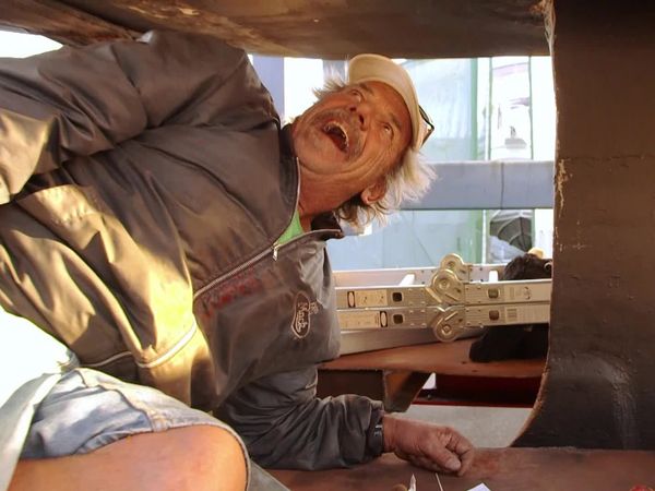 Outback Truckers - Rough Rides and Stormy Freight