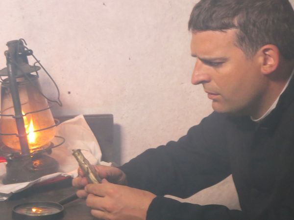 Myth Hunters - The Priest, His Lover and the Holy Grail
