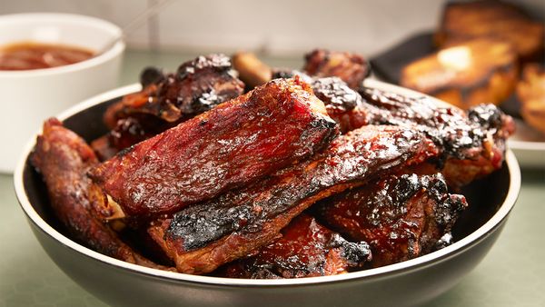 Steven Raichlen's Project Fire - Game Day Grill
