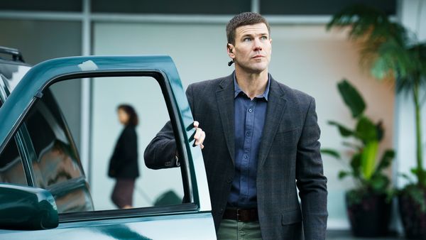 NCIS: Origins - Who's Gonna Drive You Home?