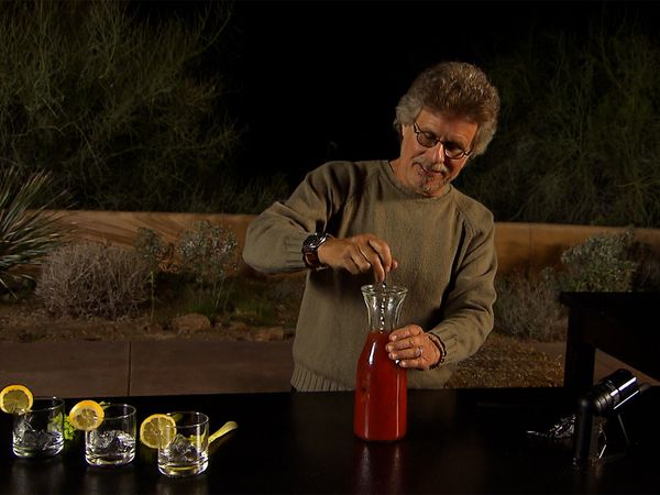 Steven Raichlen's Project Smoke - You Can Smoke What?! Extreme Smoking