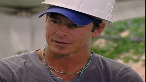 Extreme Makeover Home Edition USA - Las familias Martirez y Malek