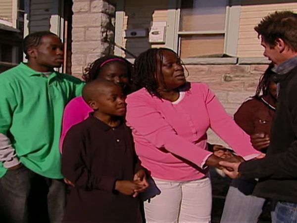 Extreme Makeover Home Edition USA - La familia Powell