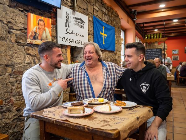 Cenando con Pablo - Casa Gelu: El restaurante más polémico de Asturias