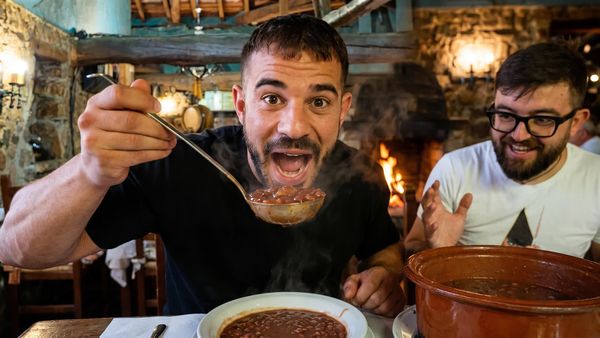 Cenando con Pablo - El Caserío Vasco que Nadie Esperaba