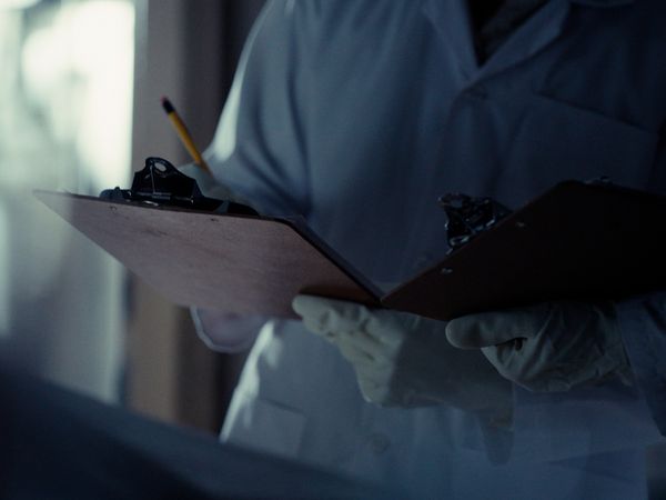 An Hour To Kill - Anne Nuemann
