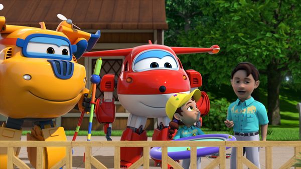 Super Wings - King Tan