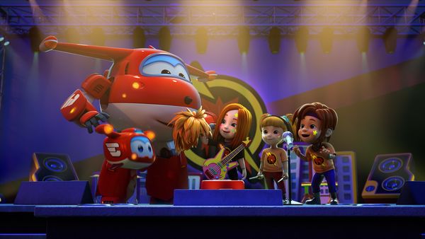 Super Wings - La Gran Carrera del Desierto