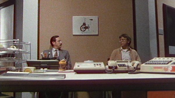 Büro, Büro - Einer zuviel