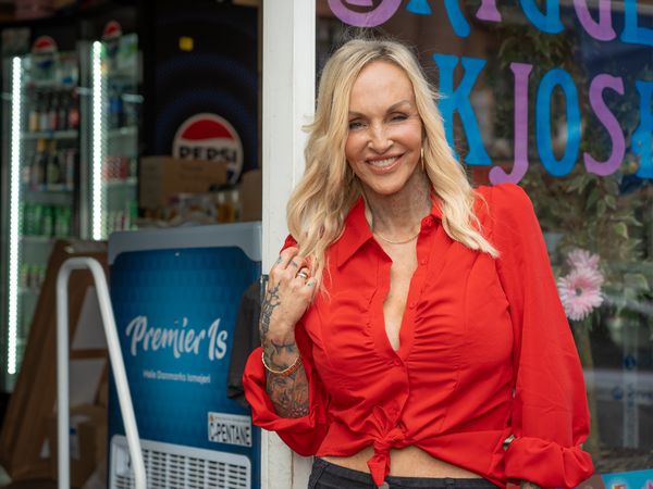 Mit nye Pluto TV - Linse Kessler - Mit Nye Pluto TV - Linse Kessler