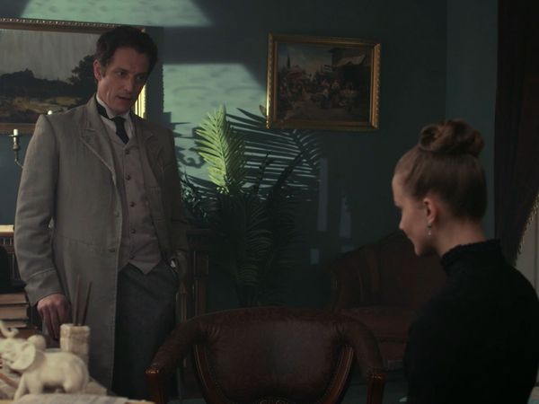 Detective Anna - Two Officers - Part 1