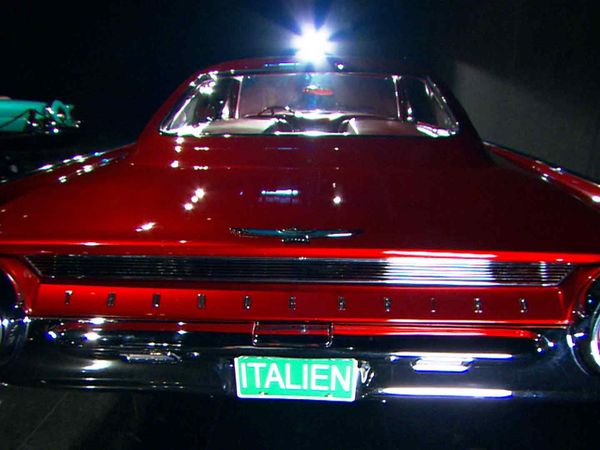 Mystery Cars - 1953 Gm Futurliner Bus, 1963 Ford Thunderbird ‘Italien'