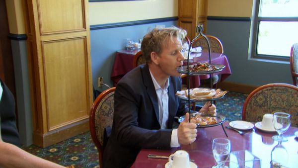 Hotel Hell - Avsnitt 202