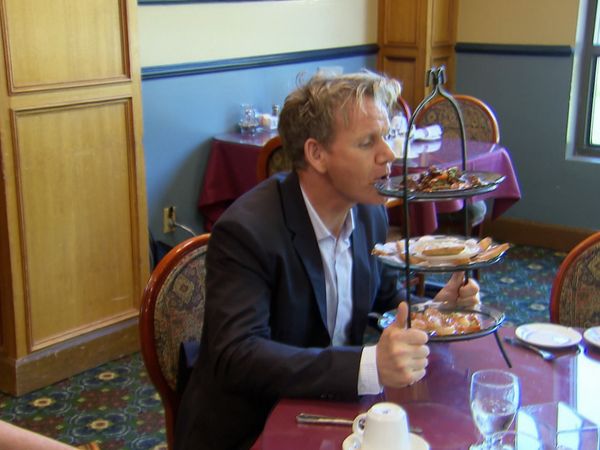 Hotel Hell - Avsnitt 202