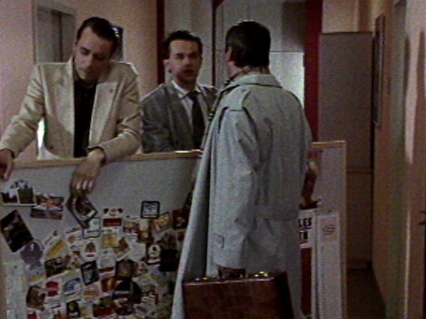 Büro, Büro - Trimmprogramm im Waschsalon