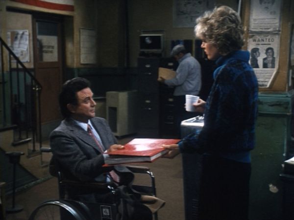 Cagney & Lacey - Im rollstuhl
