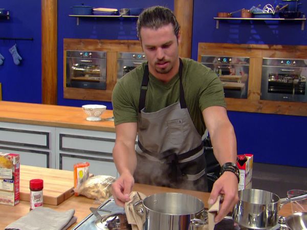 Worst Cooks in America - Fear the Worst
