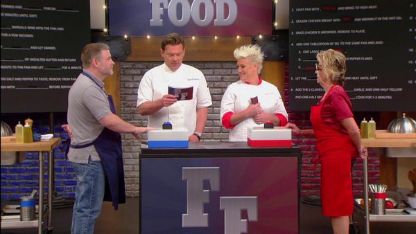 Worst Cooks in America - Getting Stuffed