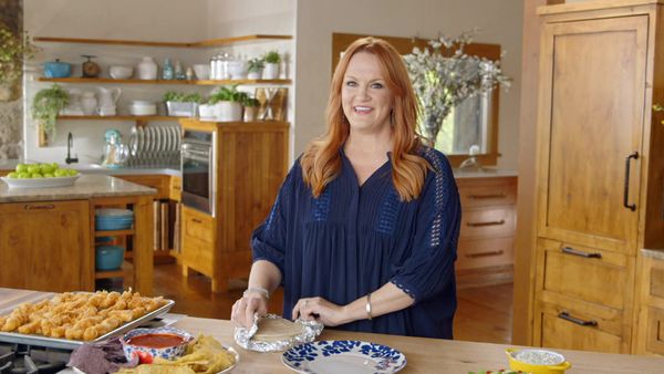 The Pioneer Woman - Meg's Getting Married