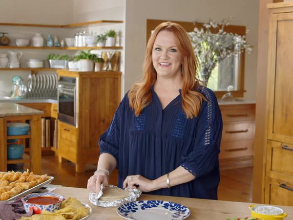 The Pioneer Woman - Meg's Getting Married