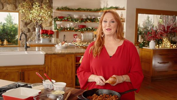 The Pioneer Woman - Ask Me Anything: Holidays