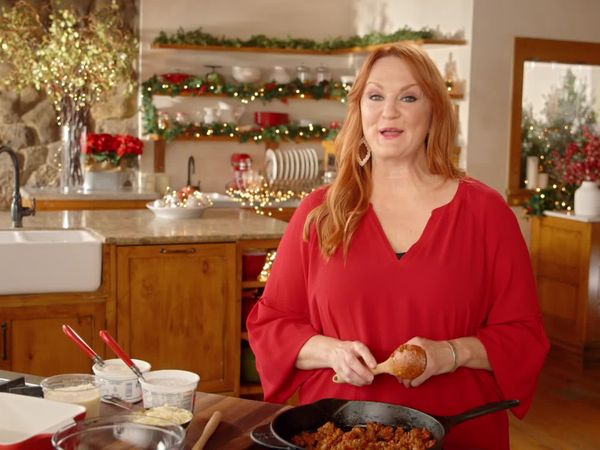 The Pioneer Woman - Ask Me Anything: Holidays