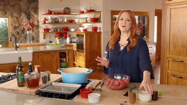 The Pioneer Woman - In the Pot