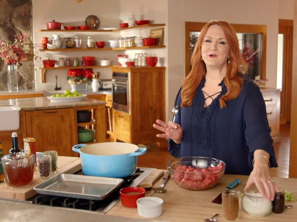 The Pioneer Woman - In the Pot