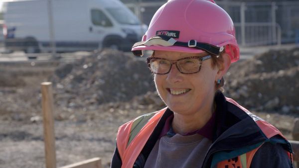 Grand Designs: The Street - Episode 101