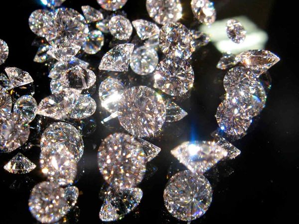 Naked Science - Super Diamonds