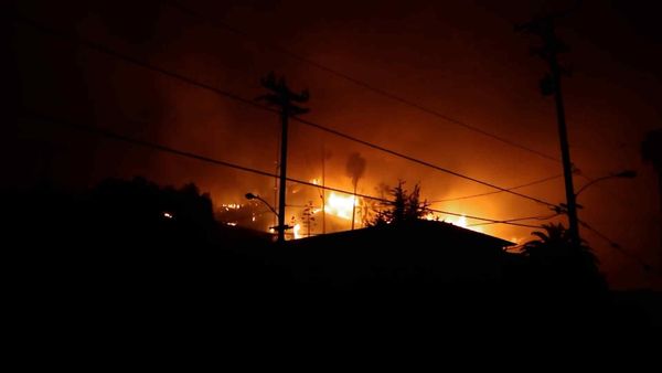 World's Deadliest Weather - Ire, Flood and Tornado: From Uruguay to California