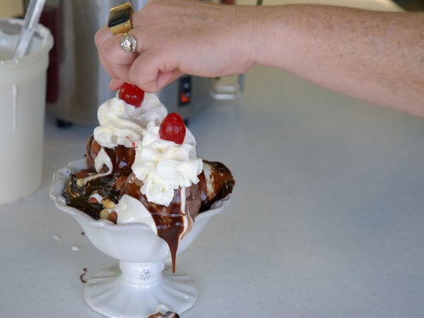 America's Most Delish - 10 Sweet Treats to Tickle Your Taste Buds from the Midwest
