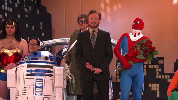 Conan - Conan: Rainn Wilson & Roberta Mancino (12/7/10)