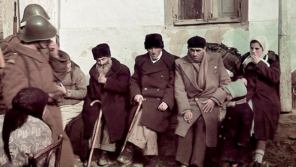 Einsatzgruppen: The Nazi Death Squads - Judenfrei