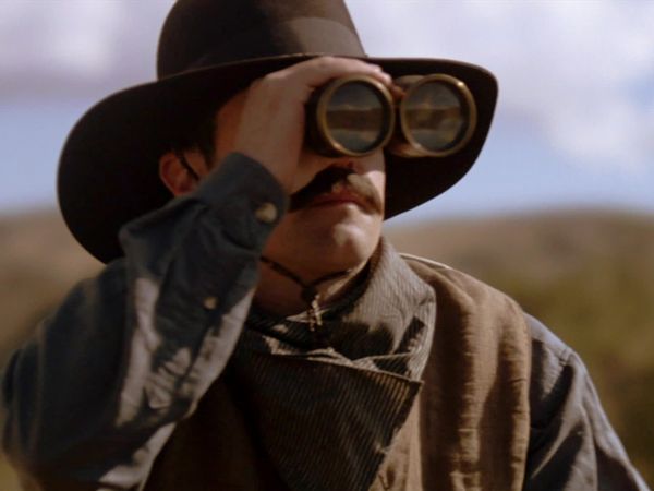 Cowboys and Outlaws - Frontier Hitman